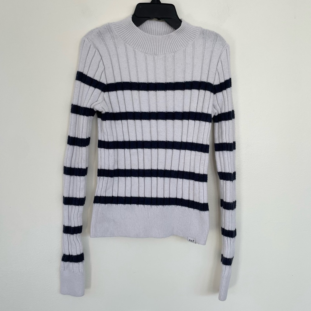 Abercrombie Kids Navy and Ivory Striped Crew Neck Sweater 9/10
